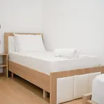 Ora * Gjirokastër