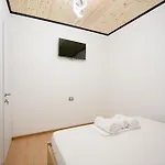 Ora *