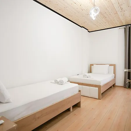 Ora * Гирокастра