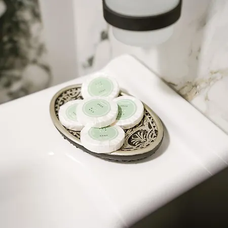 شقة Ora